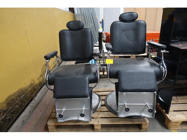 2x kapperstoel - afbeelding 1 van  4