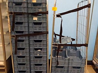 2x kar + inhoud - afbeelding 1 van  3