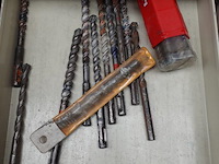 2x kast met inhoud - afbeelding 14 van  17