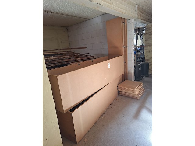 2x kast - afbeelding 1 van  3
