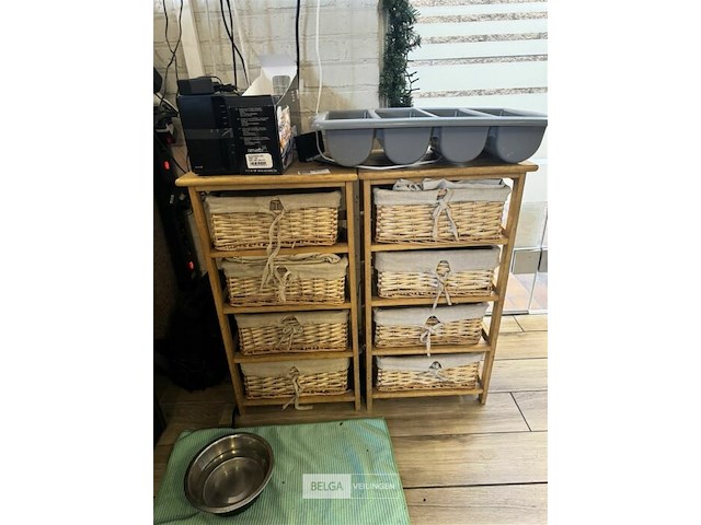 2x kastje met mandjes - afbeelding 3 van  5