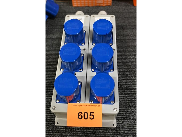 2x keraf snoercentrale 16a 250v - afbeelding 1 van  2