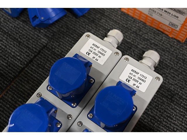 2x keraf snoercentrale 16a 250v - afbeelding 2 van  2