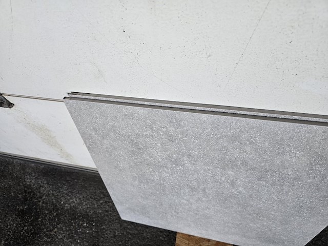 2x keramiek blad grey mat 60x60x1 - afbeelding 2 van  3