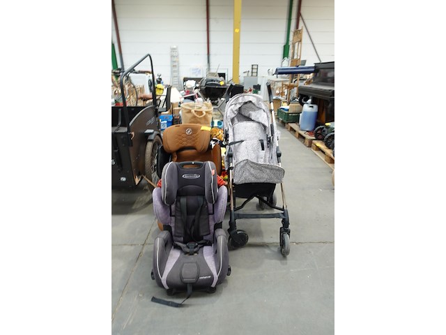 2x kinderstoel + buggie - afbeelding 1 van  11