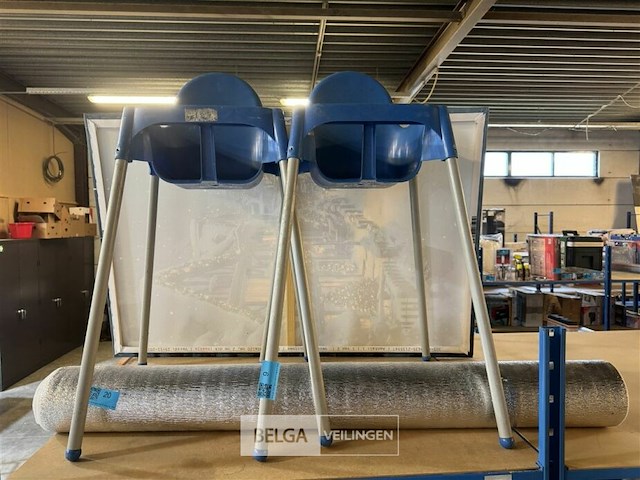 2x kinderstoeltjes - afbeelding 2 van  2