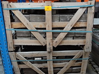 2x kist gevelstenen - afbeelding 1 van  3