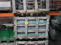 2x kist natuursteen tegel + rest - afbeelding 1 van  4