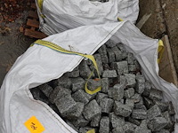 2x kleine bigbag graniet kinderkoppen - afbeelding 3 van  3