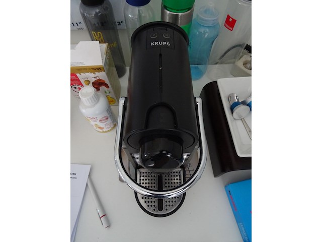 2x koffiemachine nespresso - afbeelding 4 van  4