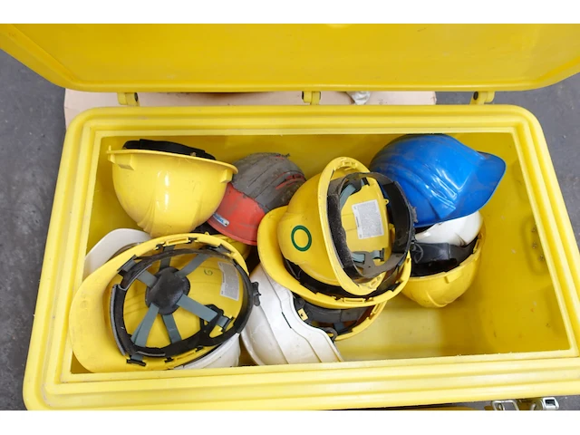 2x kunstof materiaalkoffer - afbeelding 3 van  4