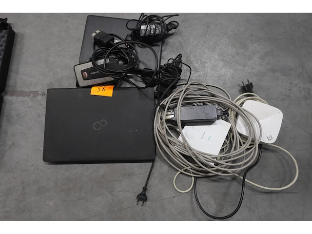 2x laptop & wow snooper - afbeelding 1 van  5