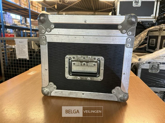 2x led-cyclope + flightcase - afbeelding 3 van  11
