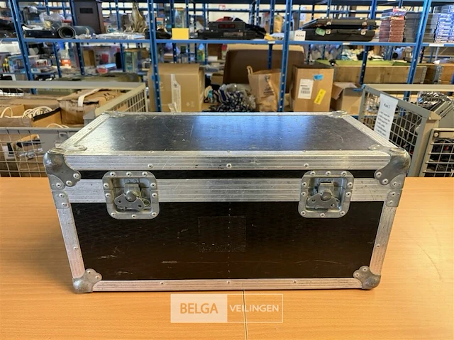 2x led-cyclope + flightcase - afbeelding 2 van  11