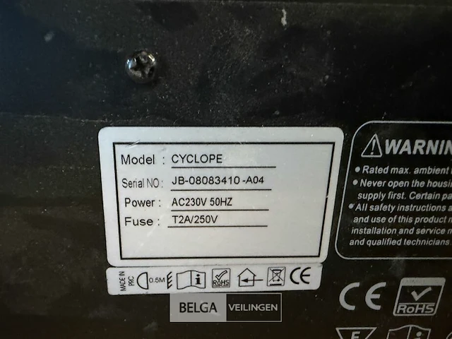 2x led-cyclope + flightcase - afbeelding 10 van  11