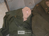 2x legerjassen met koffer - afbeelding 4 van  4