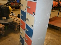 2x lockerkasten