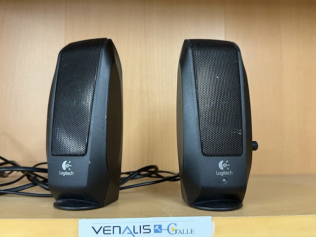 2x logitech luidsprekers - afbeelding 1 van  3