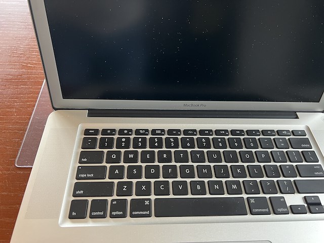 2x mac book pro - afbeelding 2 van  5