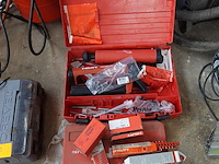 2x machine hilti - afbeelding 1 van  4