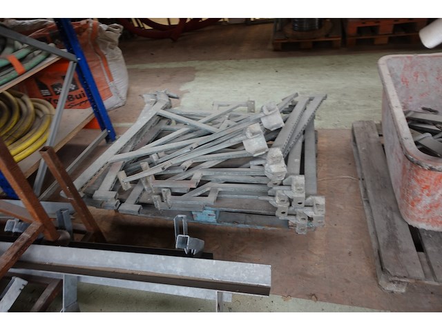 2x mand met toebehoren valbescherming - afbeelding 5 van  6