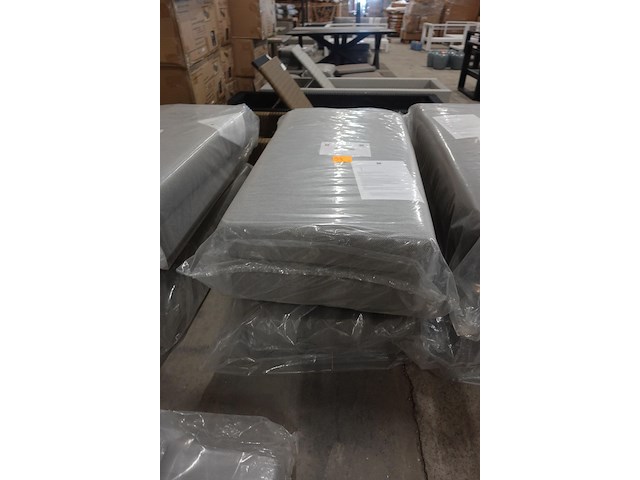 2x manutti ligbed kussen - afbeelding 3 van  4