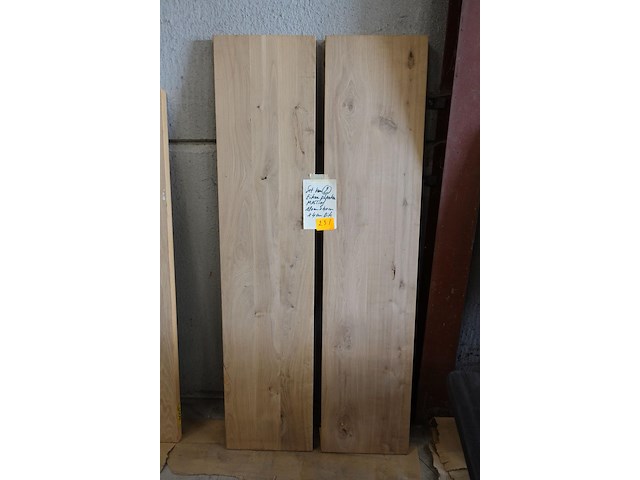 2x massief eiken plank - afbeelding 1 van  4