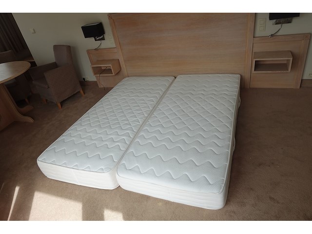 2x matras revor - afbeelding 1 van  3