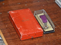 2x medaille - afbeelding 2 van  3