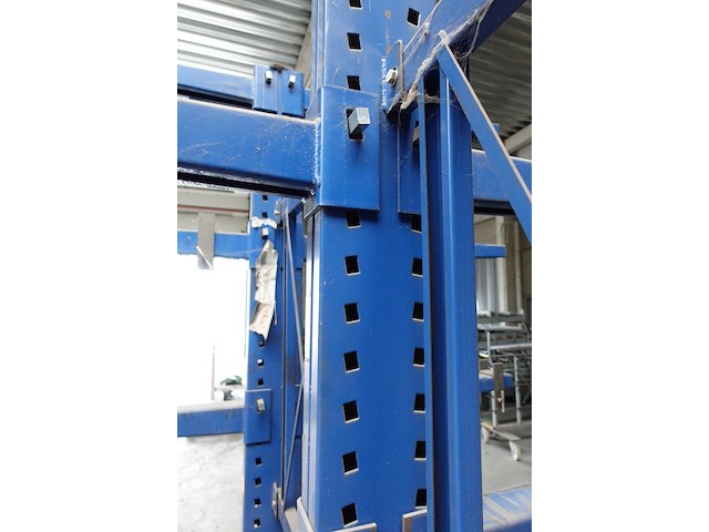 2x metalen dubbelzijdige draagarmstelling - afbeelding 5 van  8