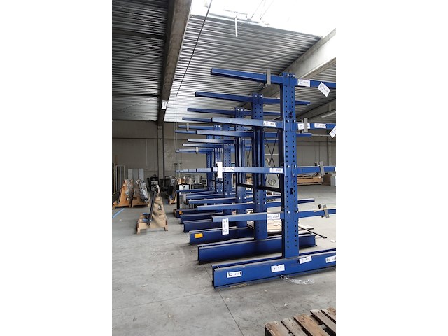 2x metalen dubbelzijdige draagarmstelling - afbeelding 8 van  8
