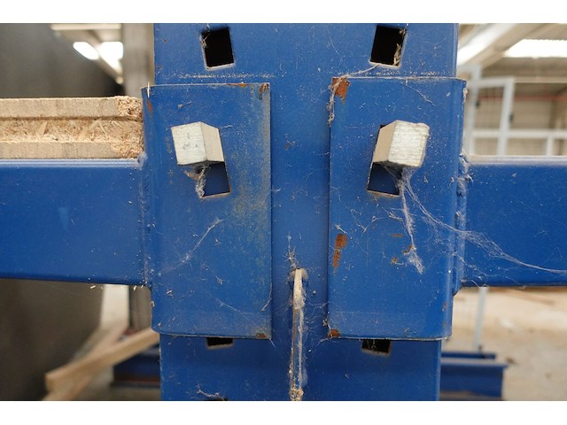 2x metalen dubbelzijdige draagarmstelling - afbeelding 2 van  4