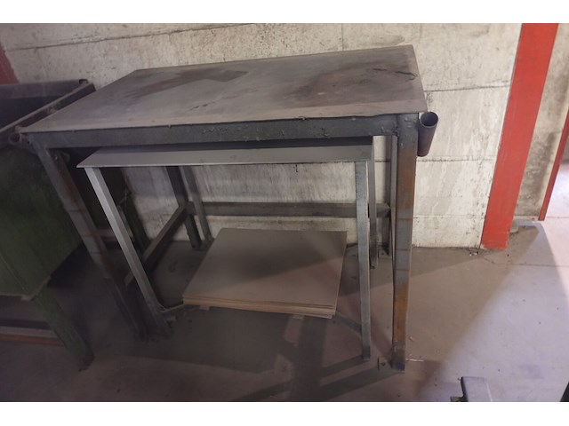 2x metalen kar + 3x metalen tafel - afbeelding 4 van  5