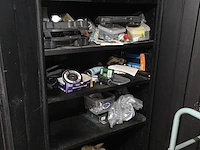 2x metalen kast met inhoud - afbeelding 7 van  14