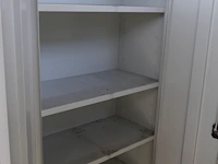2x metalen kast - afbeelding 3 van  3