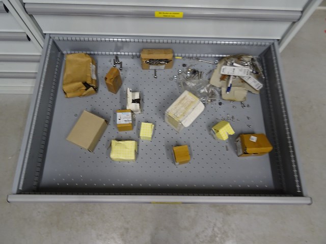 2x metalen ladekast lista + inhoud - afbeelding 11 van  16