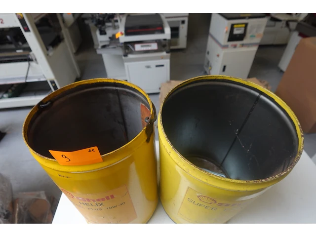 2x metalen olieblikken schell - afbeelding 2 van  2