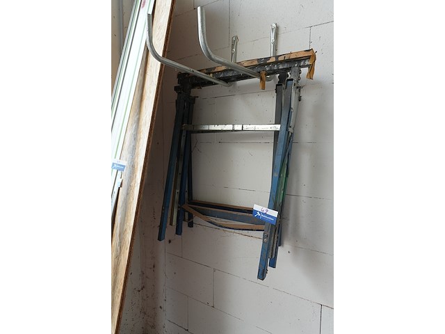 2x metalen schraag - afbeelding 1 van  2