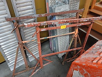 2x metalen schraag