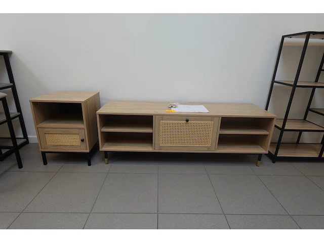 2x meubel - afbeelding 1 van  6