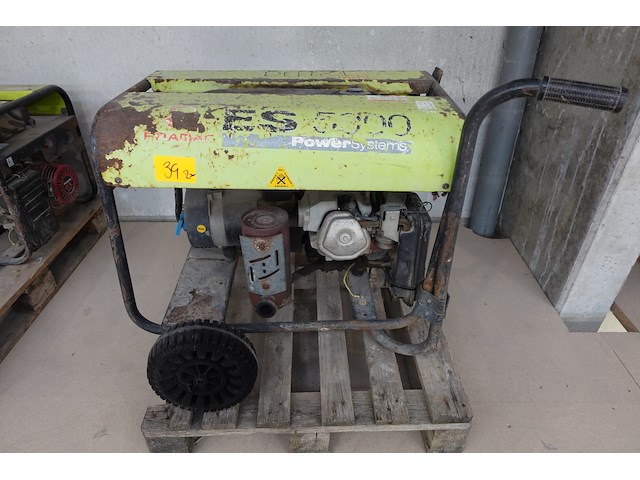 2x mobiele benzine stroomgroep pramac - afbeelding 2 van  6