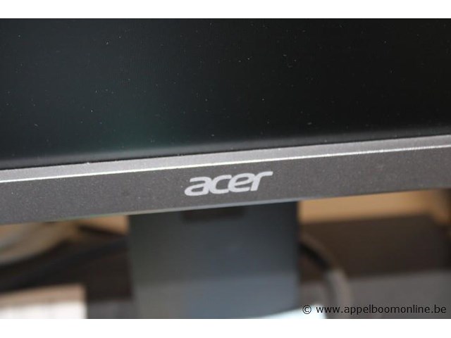 2x monitor, acer, toetsenbord, logitech, muis, logitech, werking niet gekend - afbeelding 2 van  3