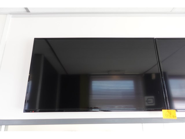 2x monitor panasonic - afbeelding 2 van  3