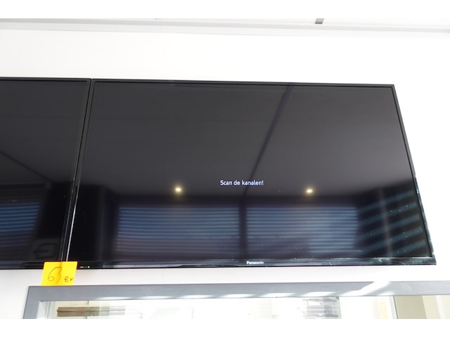 2x monitor panasonic - afbeelding 3 van  3