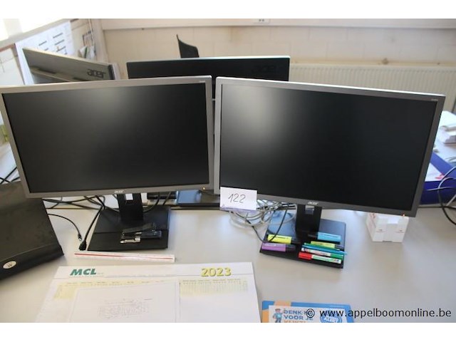 2x monitoren, acer, werking niet gekend - afbeelding 1 van  3