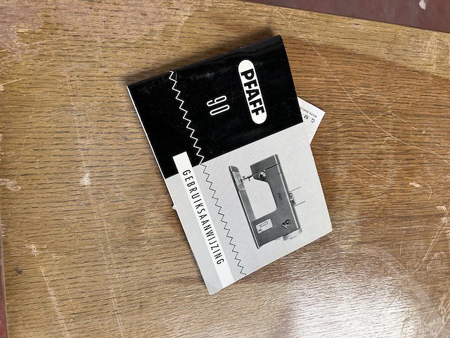 2x naaimachine - afbeelding 4 van  6