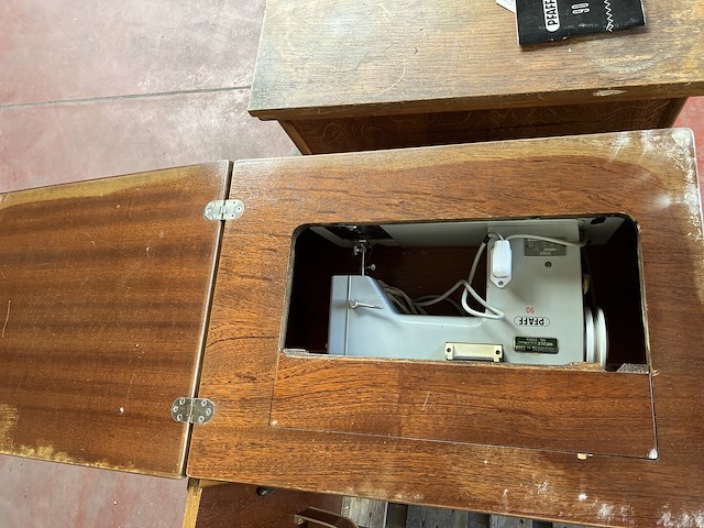 2x naaimachine - afbeelding 5 van  6