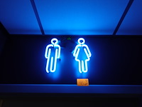 2x neon verlichting - afbeelding 1 van  2