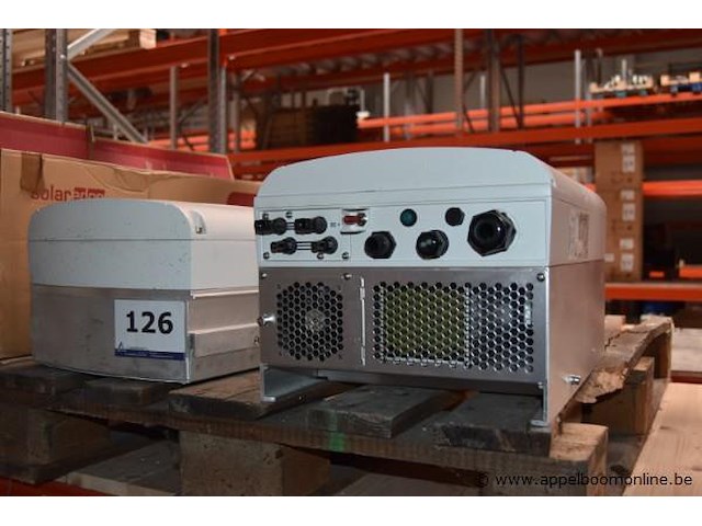 2x omvormer, solaredge, wo. se10k, 400v, 10kw, werking niet gekend - afbeelding 1 van  3