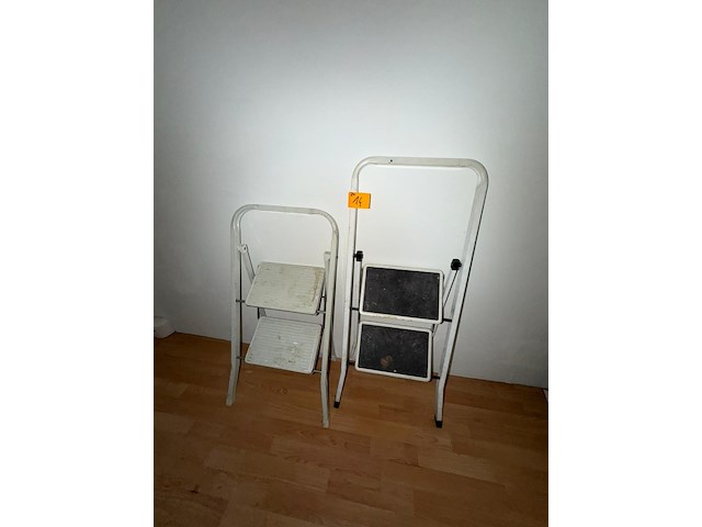 2x opklapbare ladder - afbeelding 1 van  2